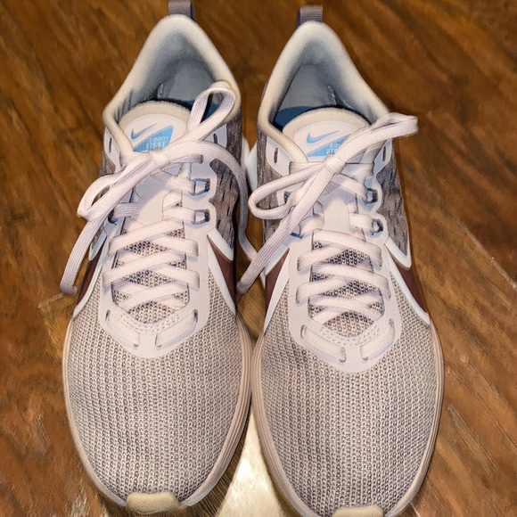 NIKE ZOOM STRIKE - Picture 2 of 5